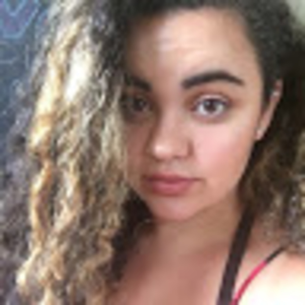 Meet your Posher, Eva